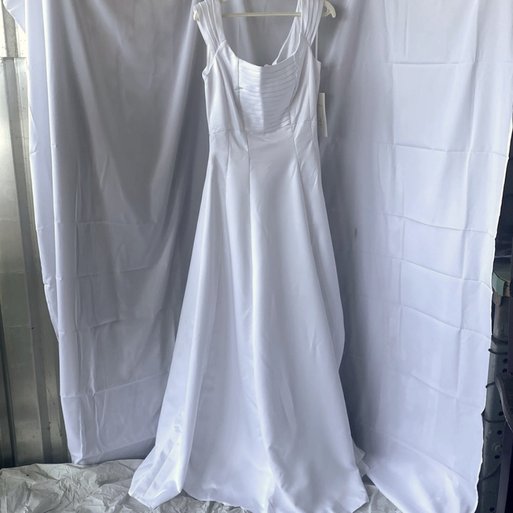 Merry Max  NEW weddding gown